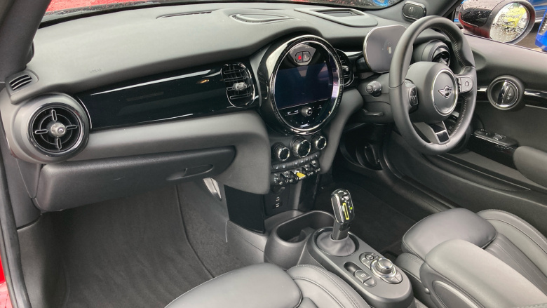 MINI Hatchback 135kW Cooper S Level 3 33kWh 3dr Auto Electric Hatchback